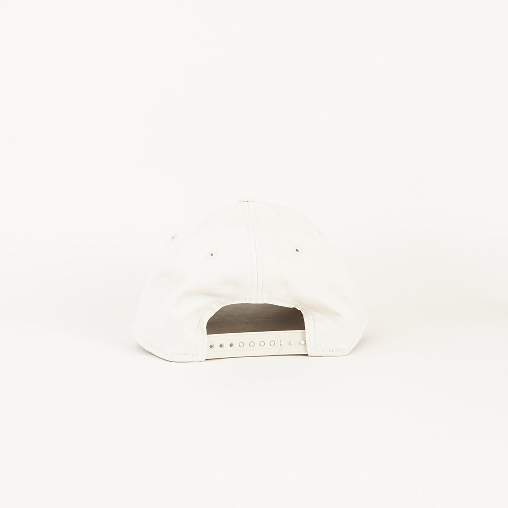 
                  
                    NEW ERA TONAL 9SEVENTY SS
                  
                