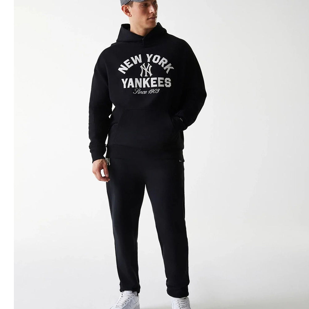 
                  
                    NEW ERA HERITAGE HOODIE
                  
                