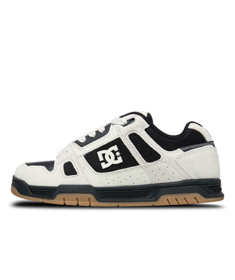 
                  
                    DCSHOECOUSA COURT GRAFFIK
                  
                