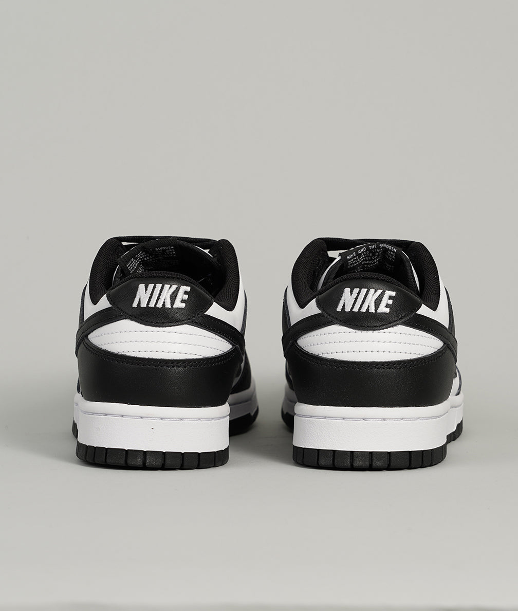 
                  
                    NIKE DUNK LOW RETRO
                  
                