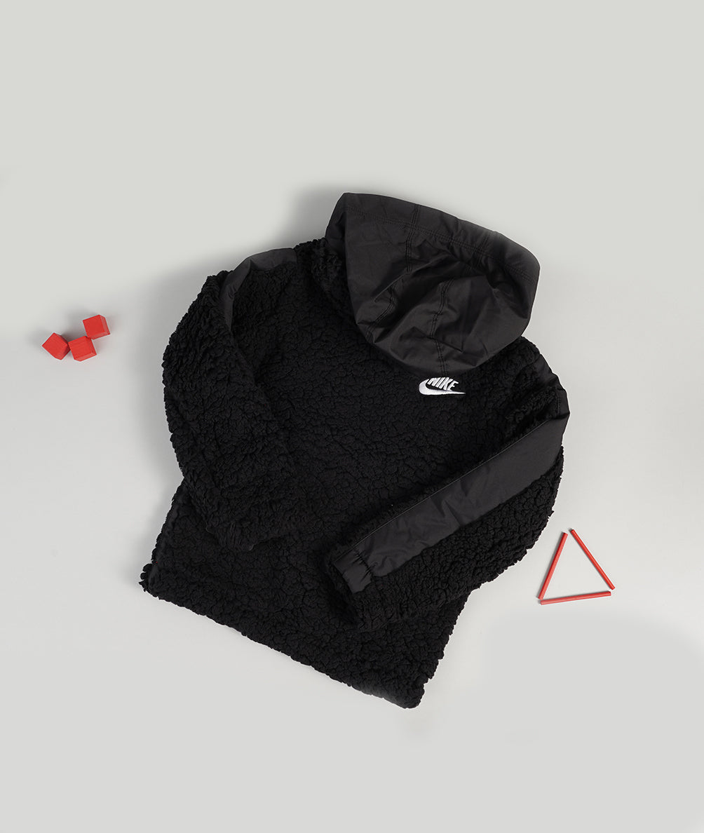 
                  
                    NIKE AMPLIFY SHERPA
                  
                