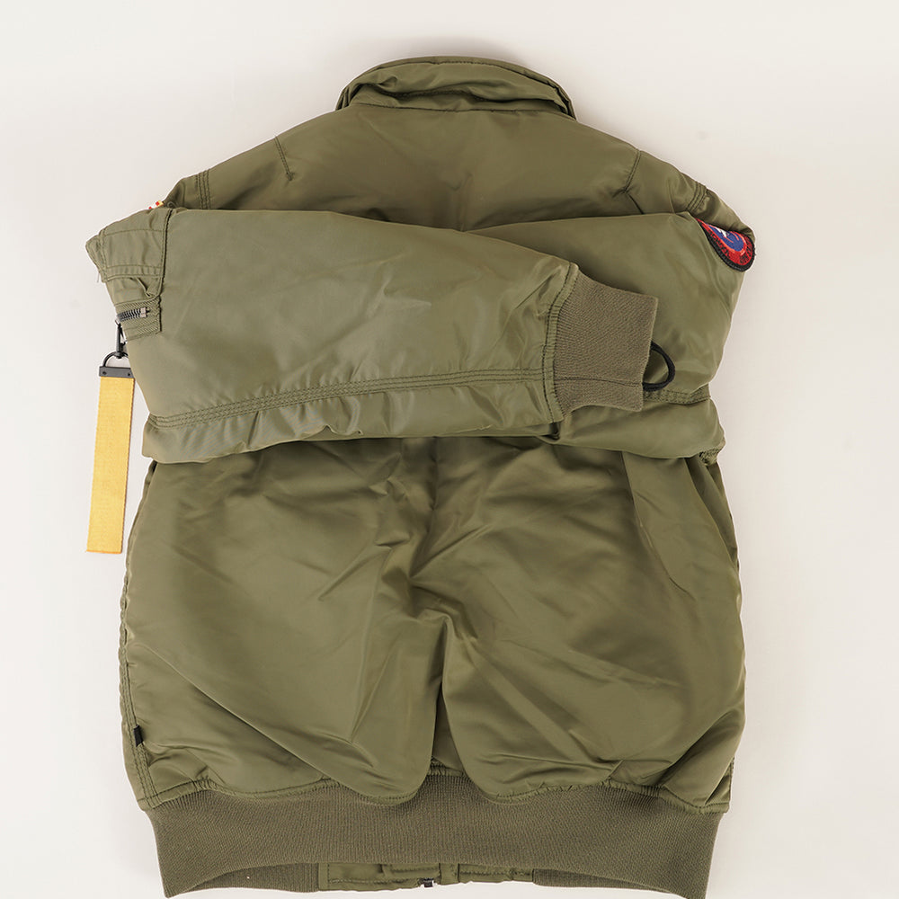 
                  
                    TOP GUN BOMBER
                  
                