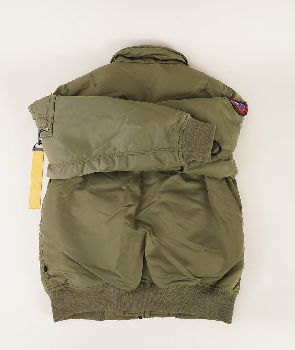 
                  
                    TOP GUN BOMBER
                  
                