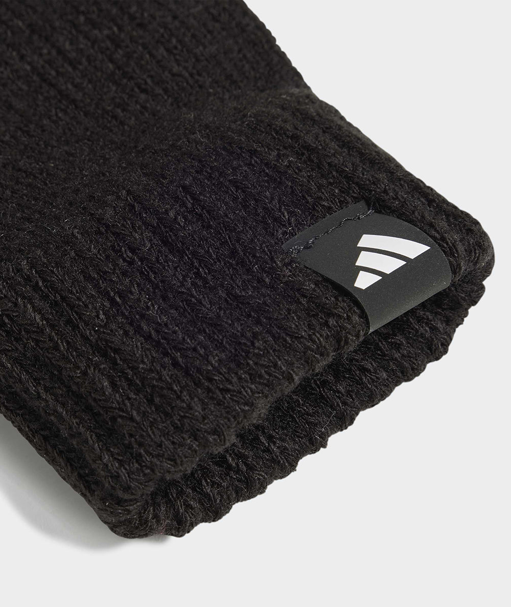 
                  
                    ADIDAS SET CAPPELLO E GUANTI
                  
                