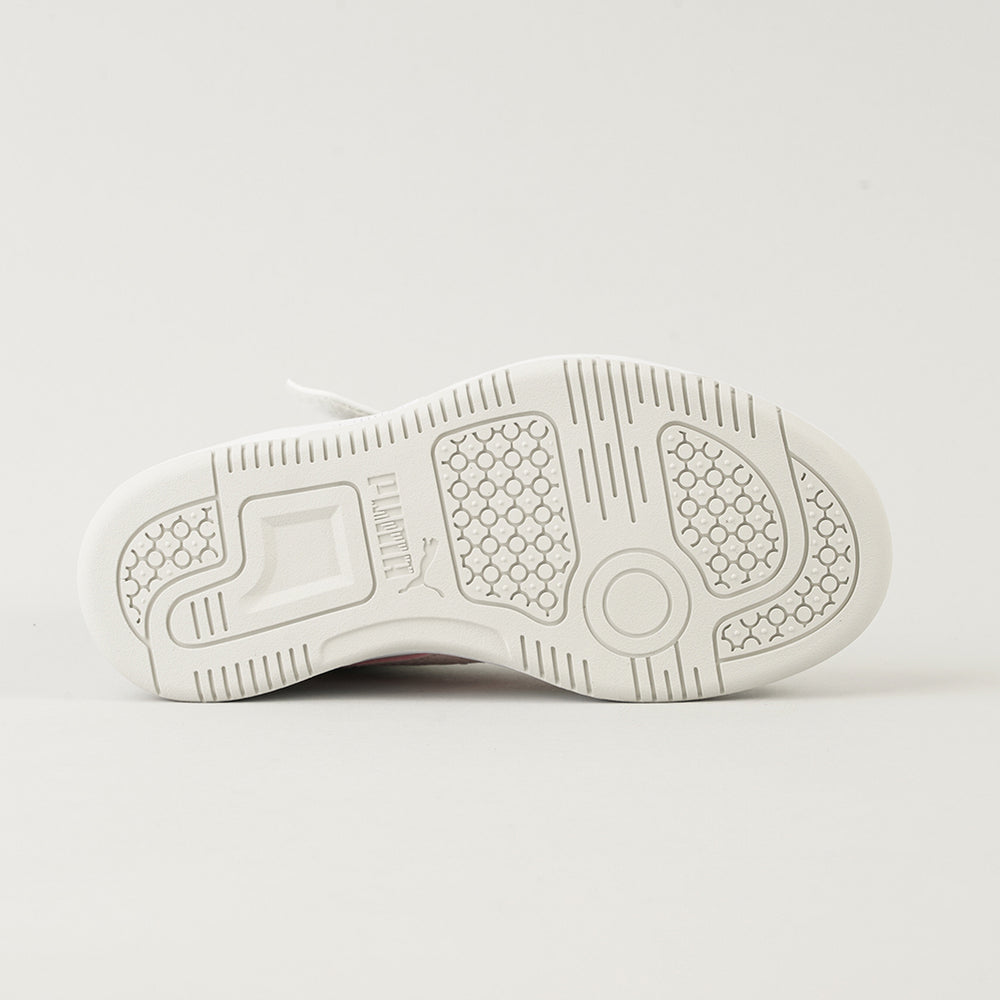 
                  
                    PUMA REBOUND V6
                  
                