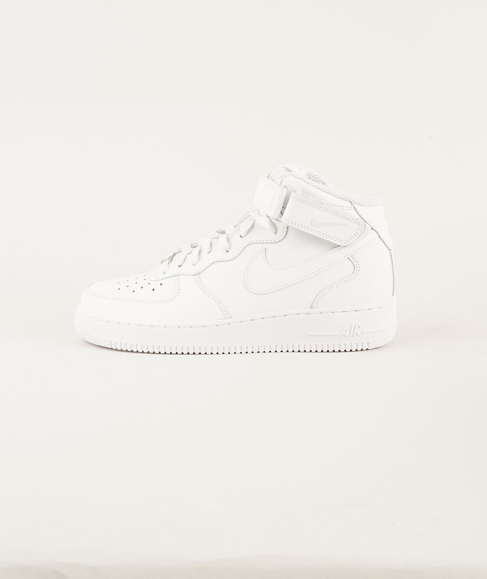 NIKE AIR FORCE 1 07 MID