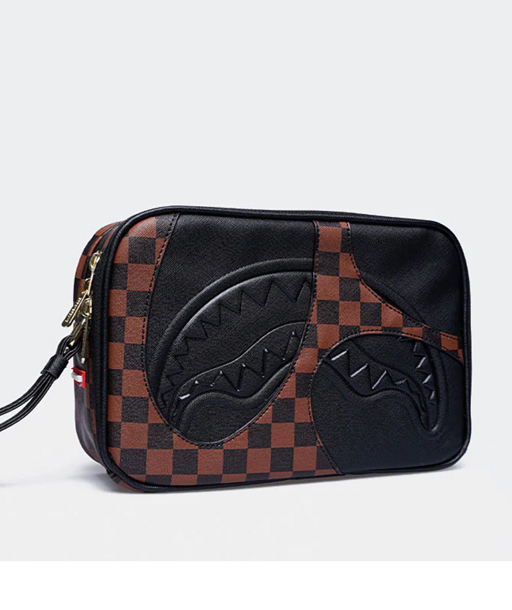 
                  
                    SPRAYGROUND JETSTREAM BROWN TOILETRY BAG
                  
                