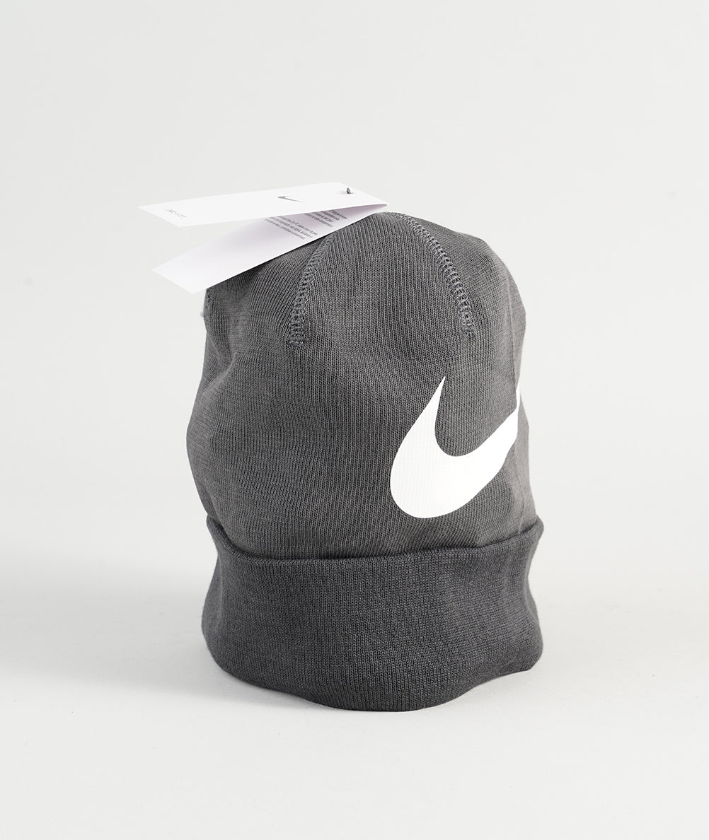 
                  
                    NIKE BANIE
                  
                
