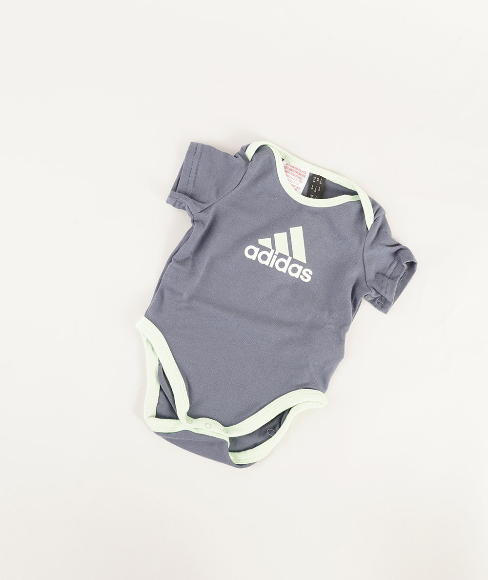 
                  
                    ADIDAS GIFT SET
                  
                
