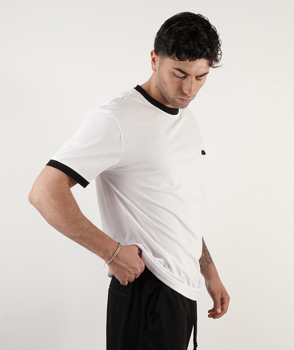 
                  
                    ELLESSE T  SHIRT STILE
                  
                