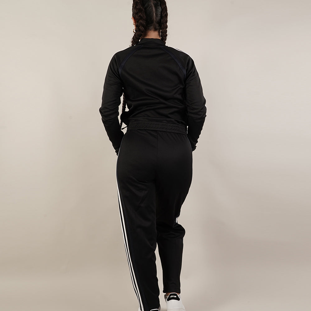 
                  
                    ADIDAS BLACKWHITE
                  
                