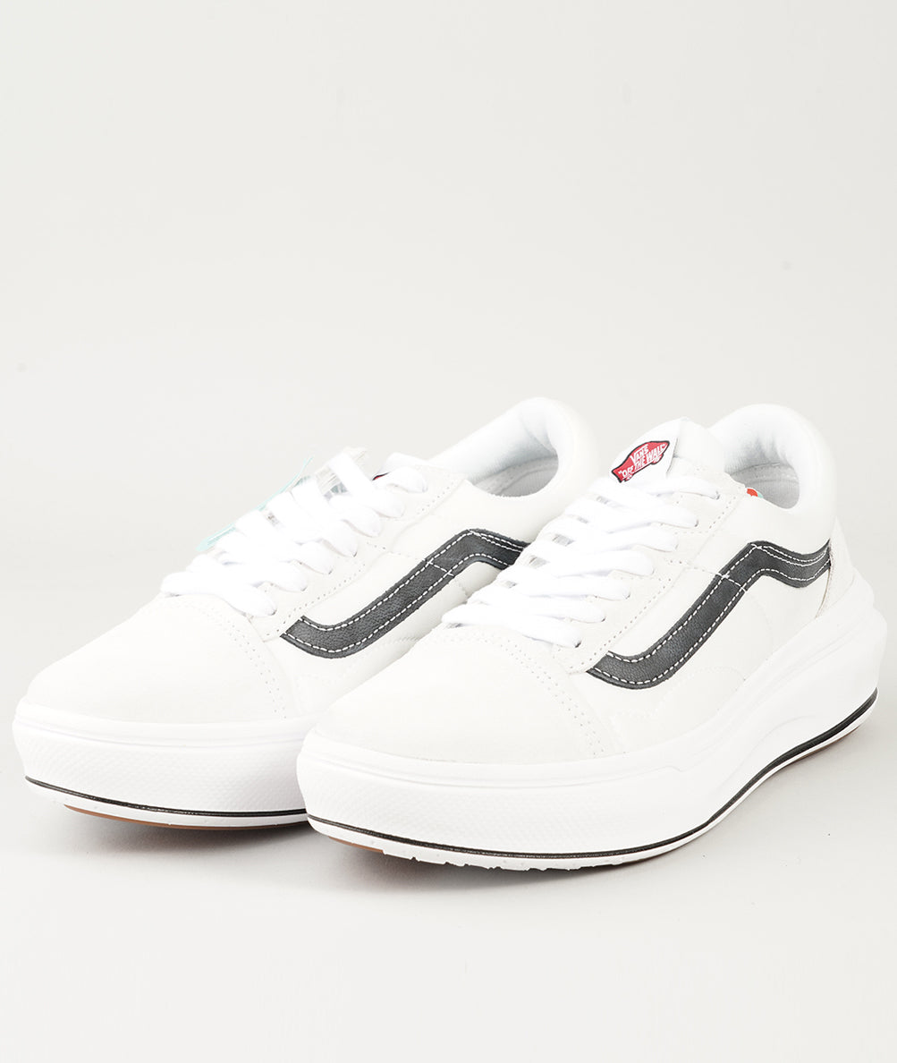 
                  
                    VANS OLD SKOOL OVER
                  
                