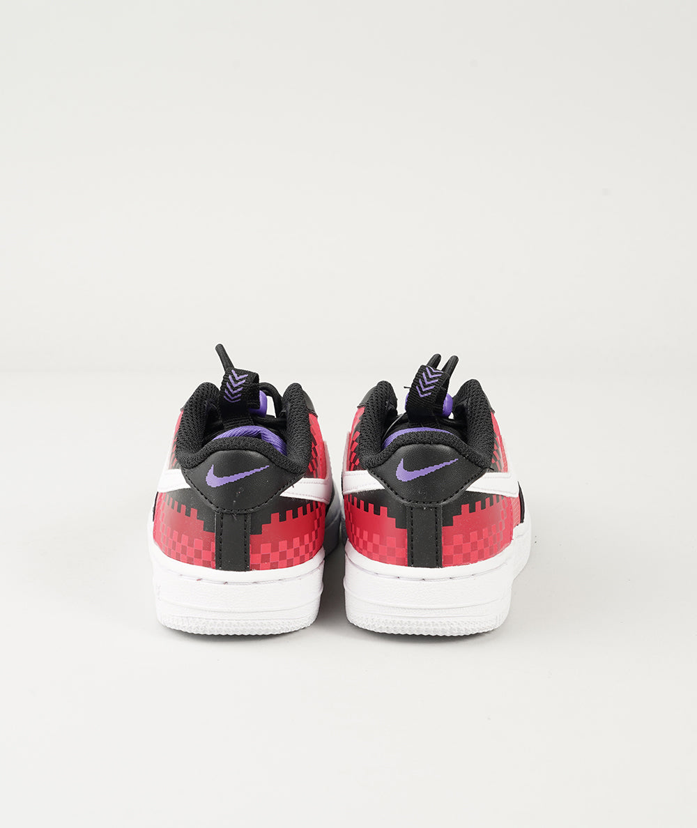 
                  
                    NIKE FORCE 1 TOGGLE SE
                  
                