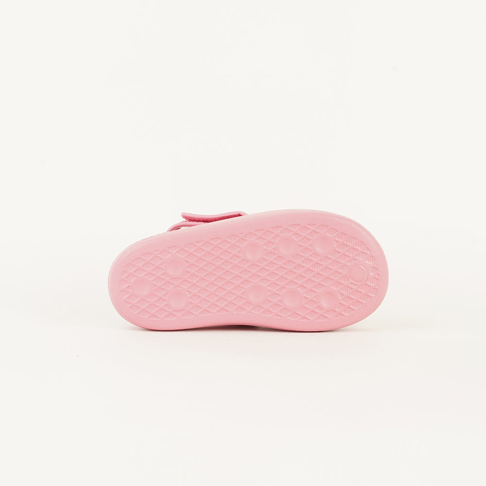 
                  
                    ADIDAS ADIFOM ADILETTE
                  
                