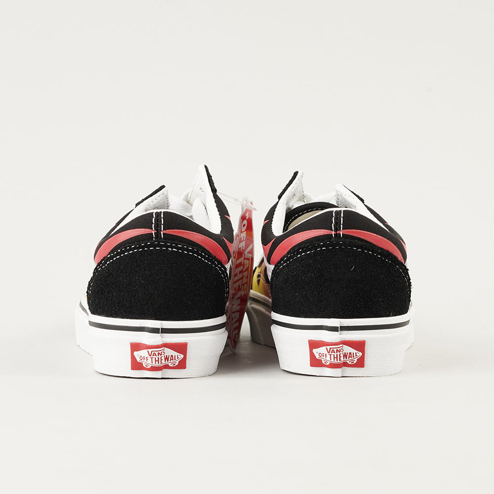 
                  
                    VANS OLD SKOOL
                  
                