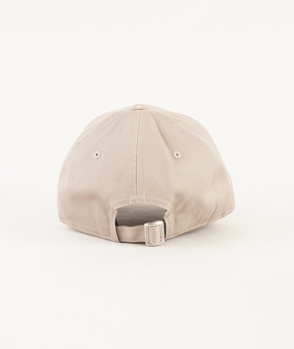 
                  
                    NEW ERA LEAGUE ESSENTIAL
                  
                