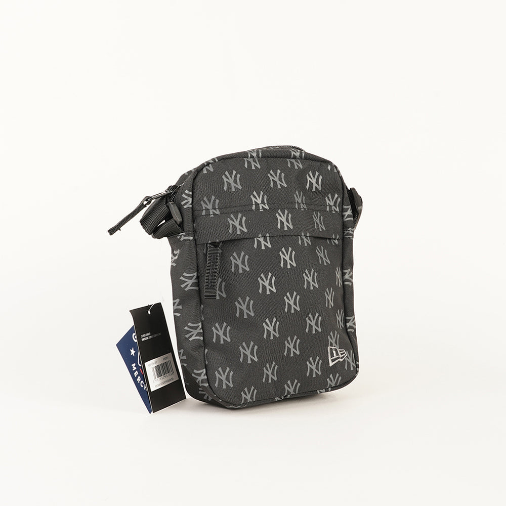 
                  
                    NEW ERA MONOGRAM SIDE
                  
                