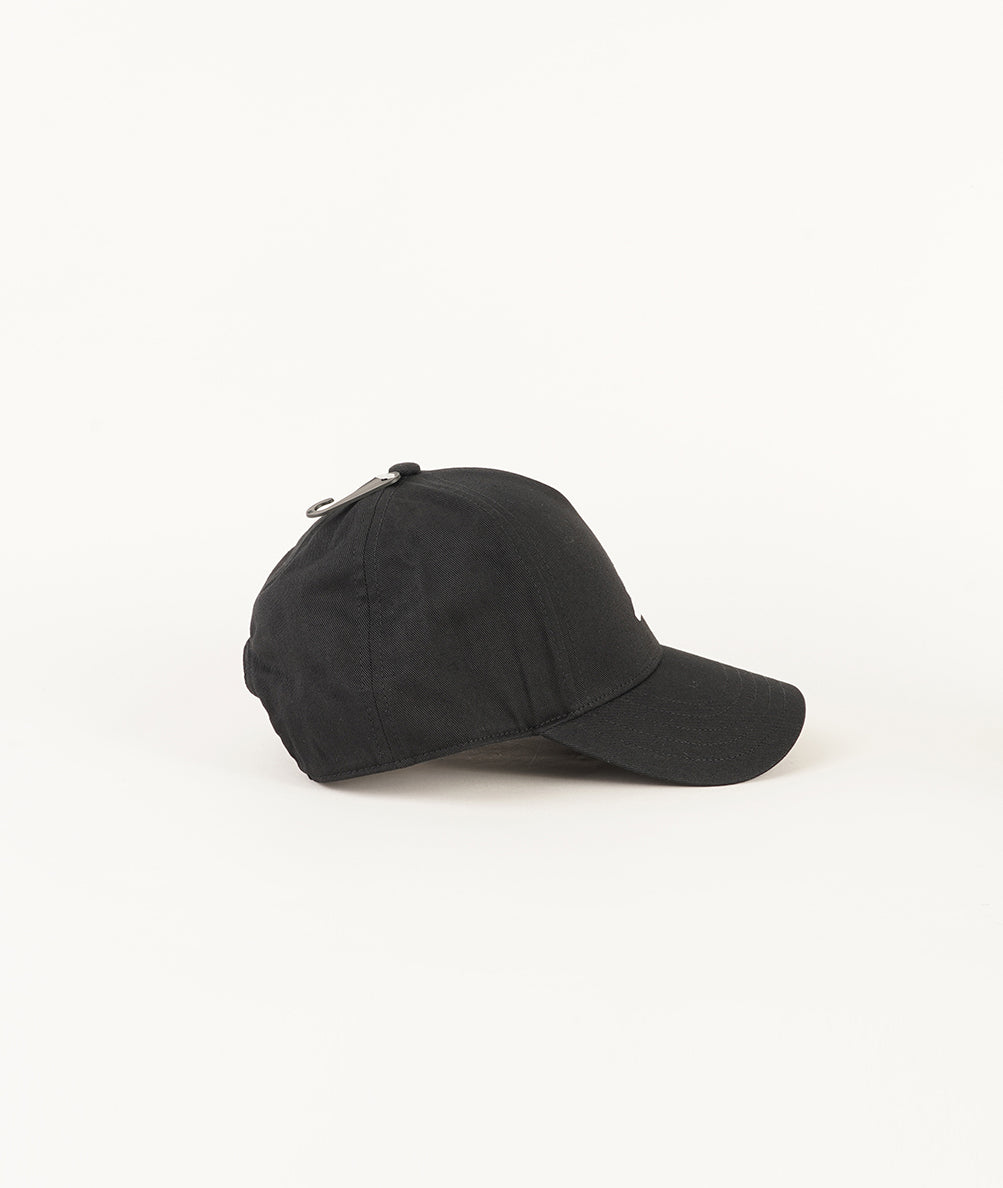 
                  
                    ADIDAS K CAP
                  
                
