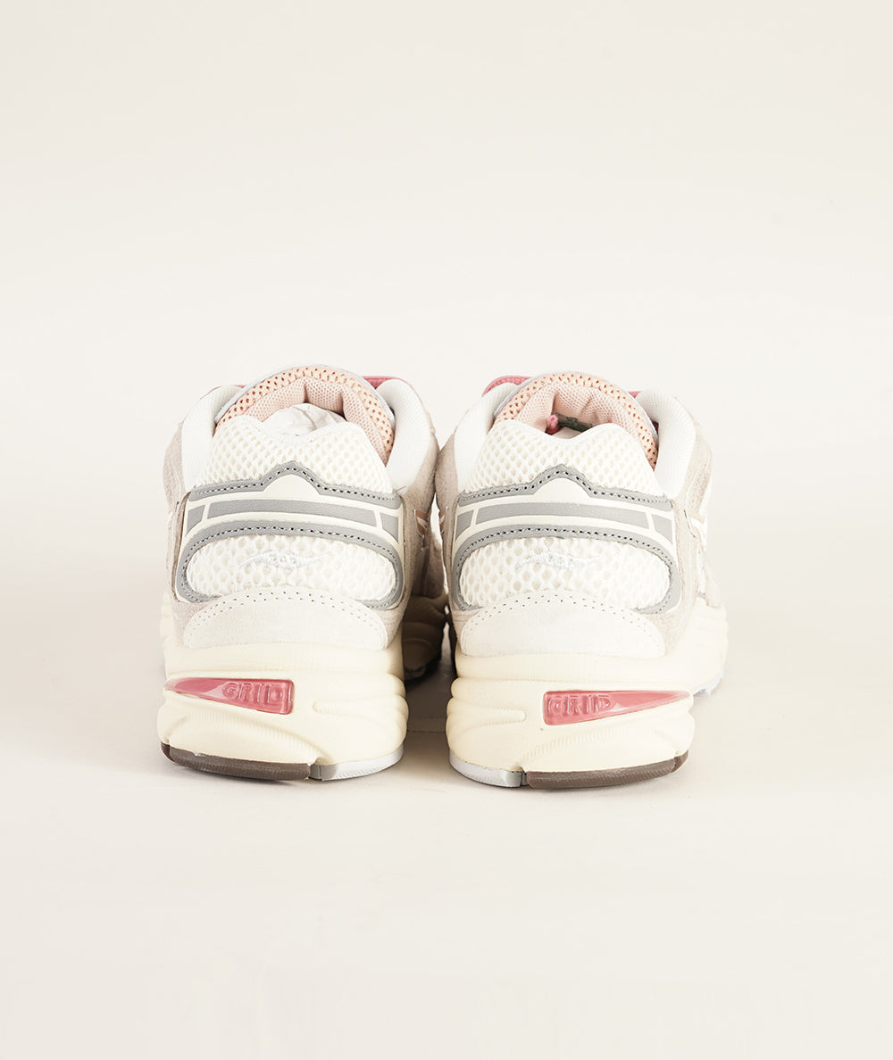 
                  
                    SAUCONY GRID JAZZ 9
                  
                