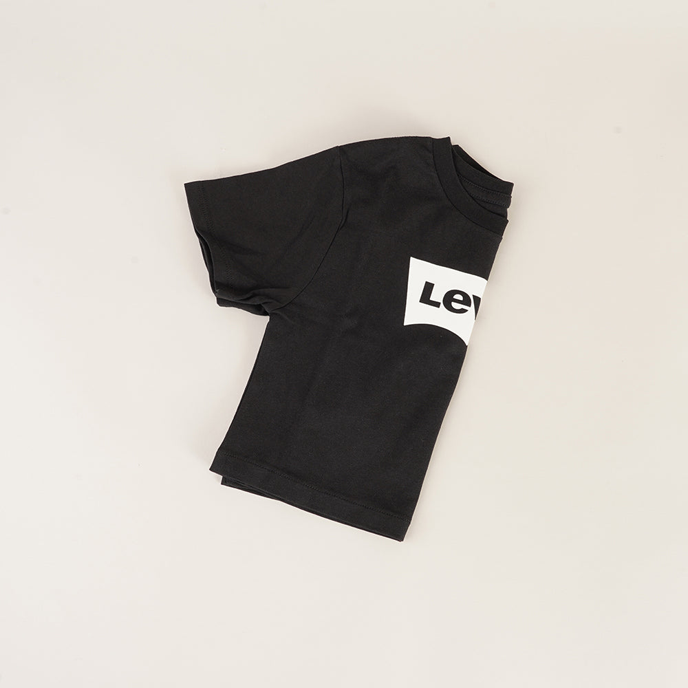 
                  
                    LEVI'S T-SHIRT LOGO
                  
                