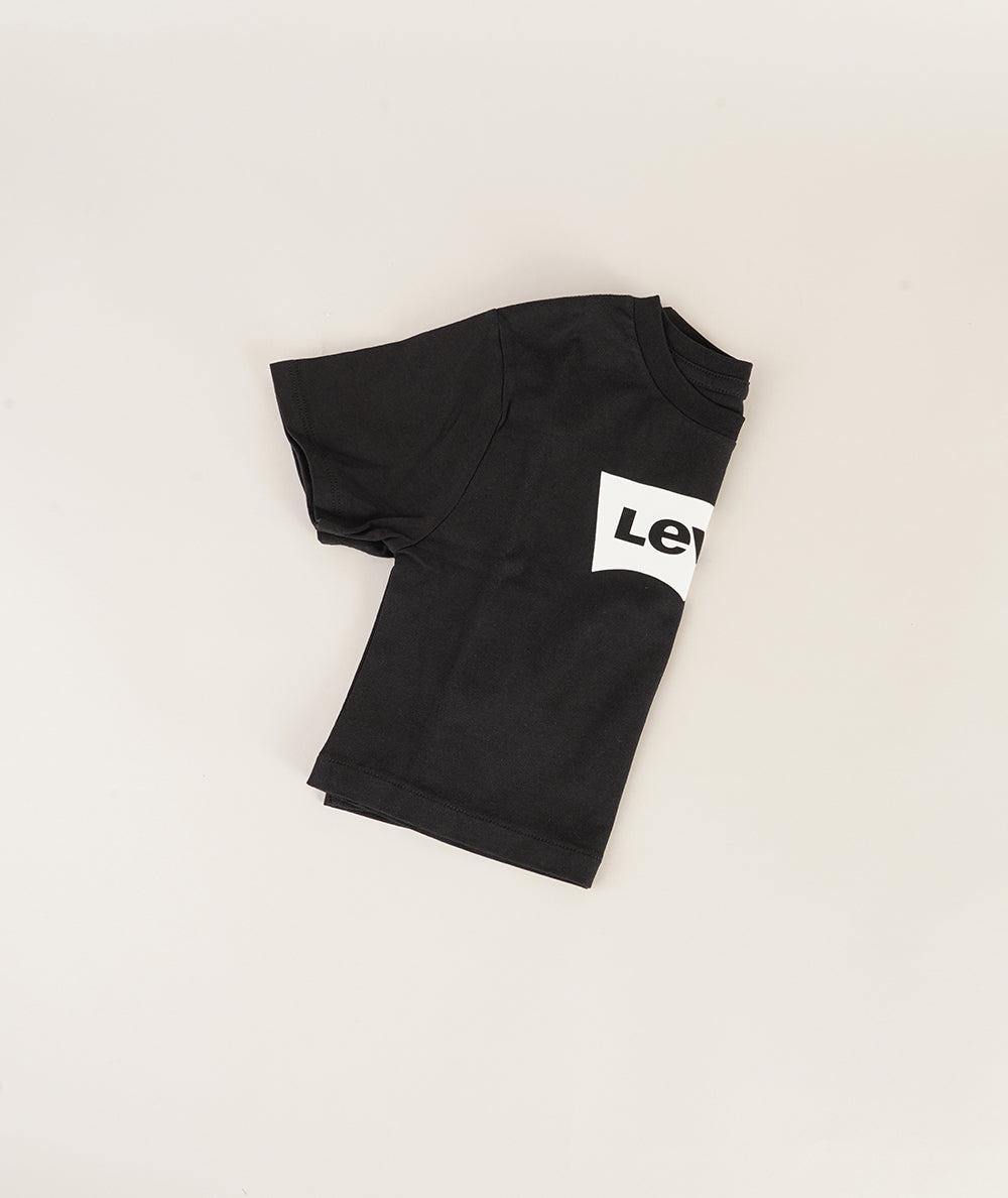 
                  
                    LEVI'S T-SHIRT LOGO
                  
                