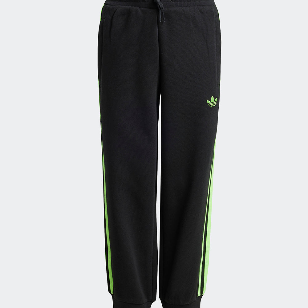 
                  
                    ADIDAS CREW SET
                  
                