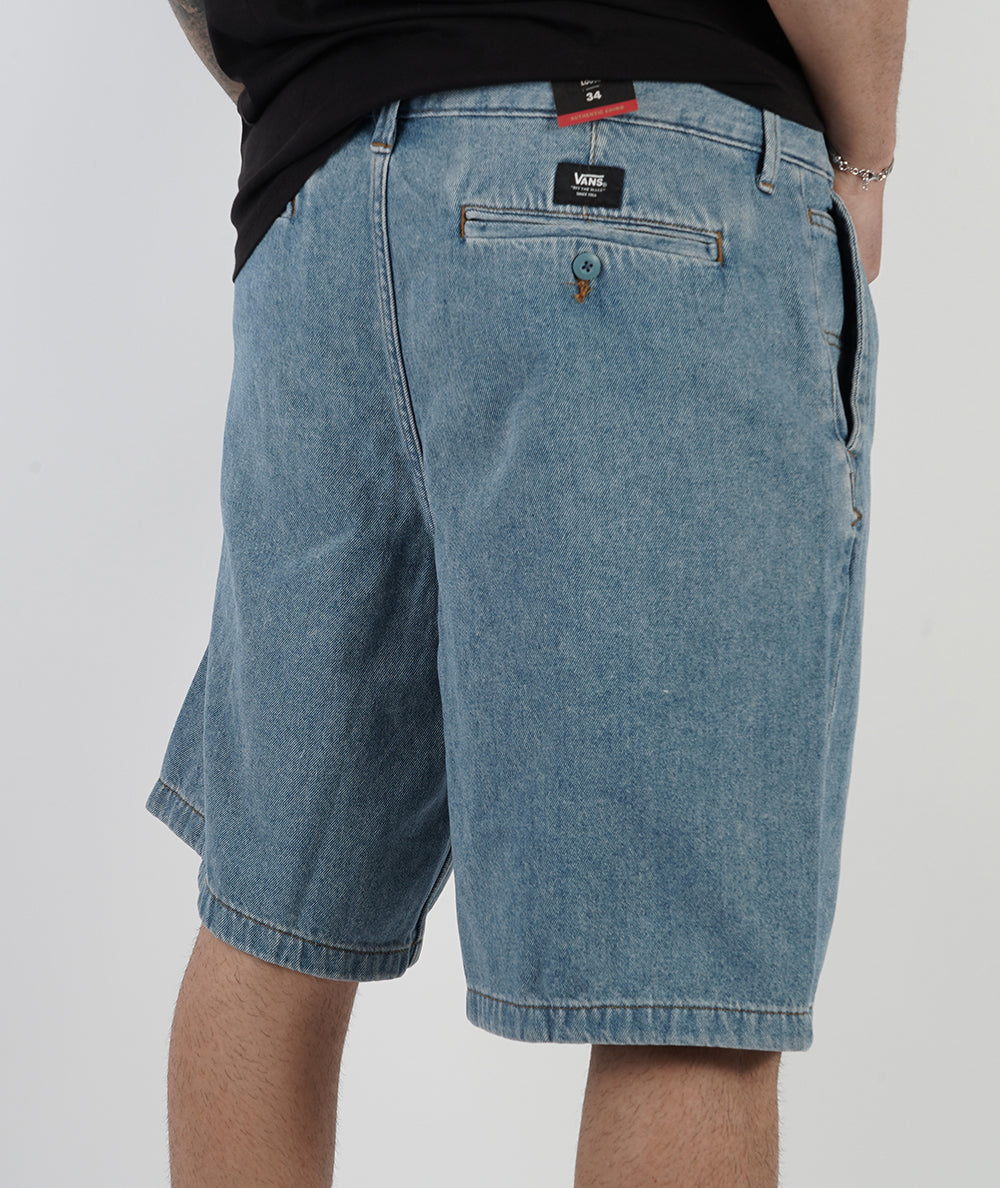 
                  
                    VANS AUTHENTIC CHINO
                  
                