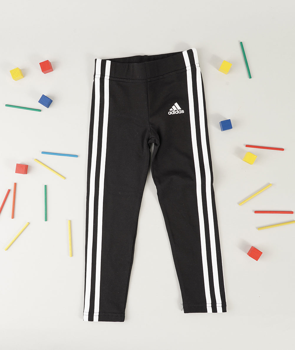 
                  
                    ADIDAS ADICOLOR ESSENTIALS FLEECE
                  
                