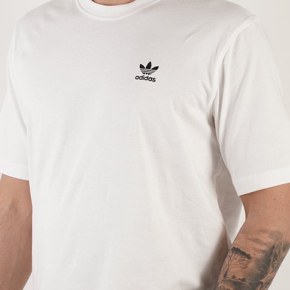 
                  
                    ADIDAS TREFOIL ESS TEE
                  
                