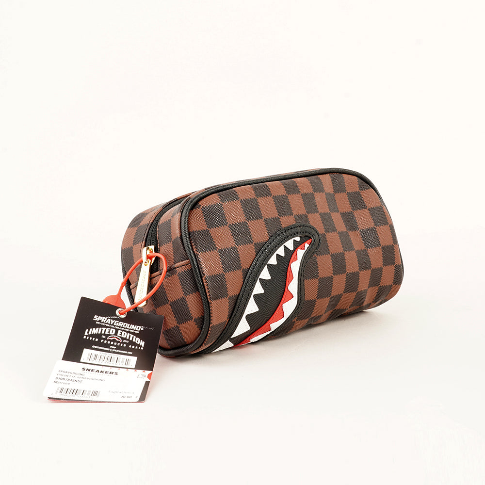 
                  
                    SPRAYGROUND POCHETTE SPRAYGROUND
                  
                