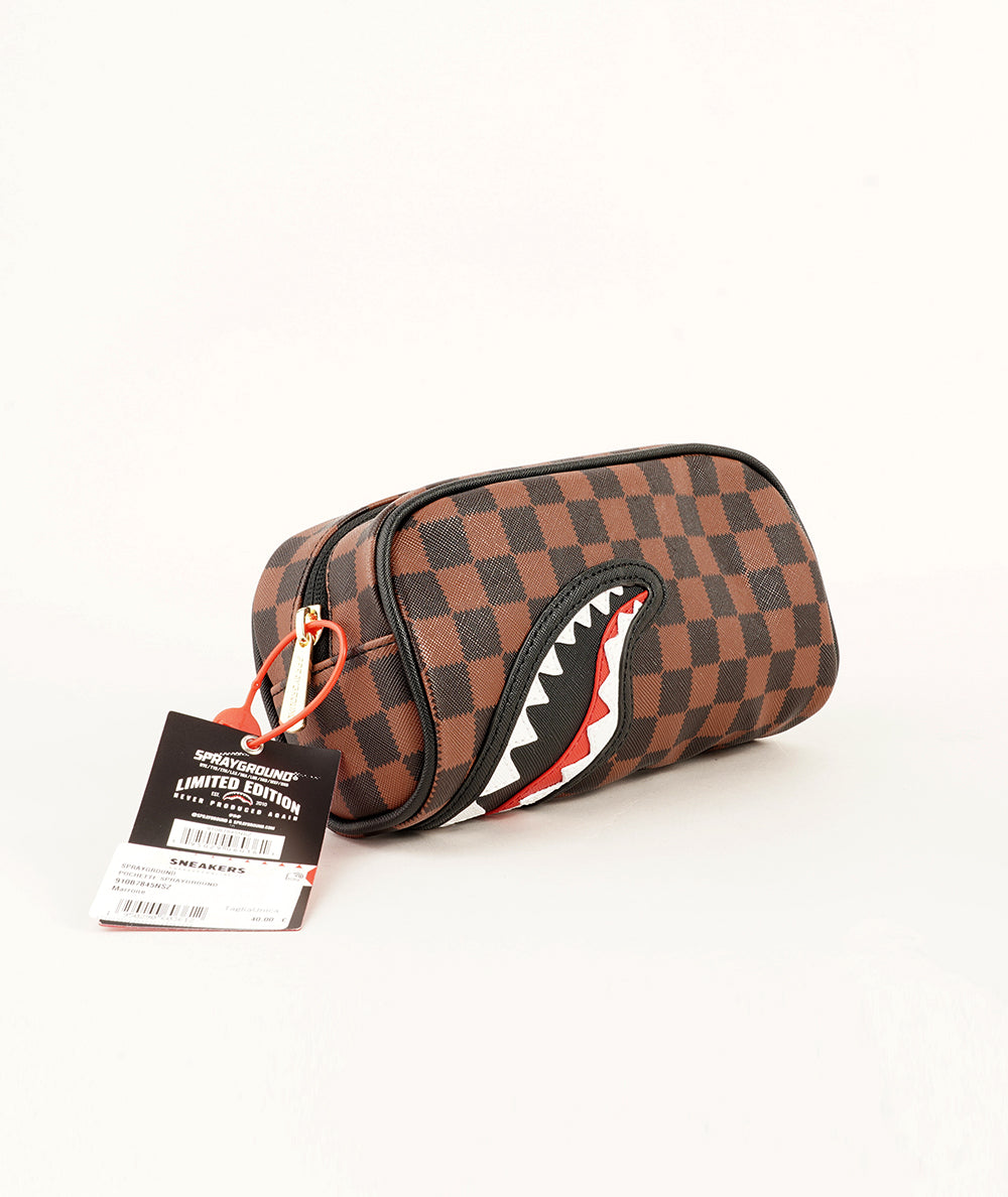 
                  
                    SPRAYGROUND POCHETTE SPRAYGROUND
                  
                
