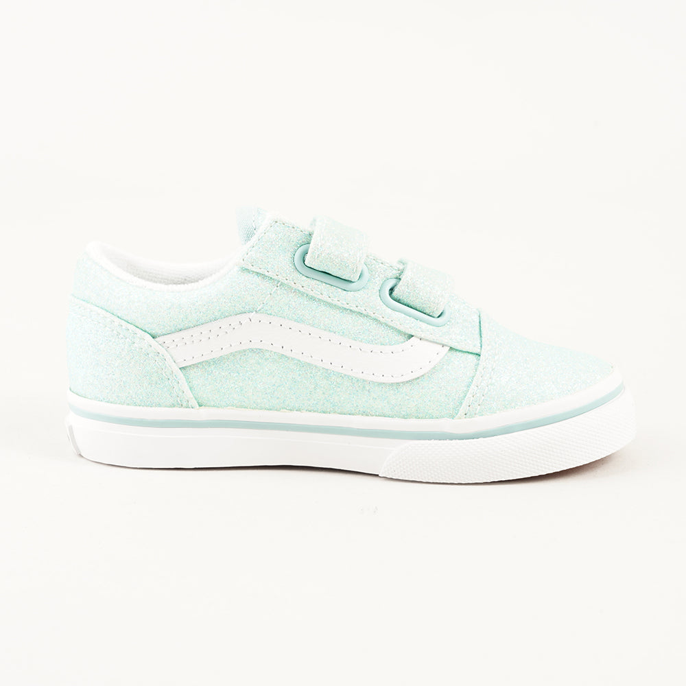 
                  
                    VANS OLD SKOOL
                  
                