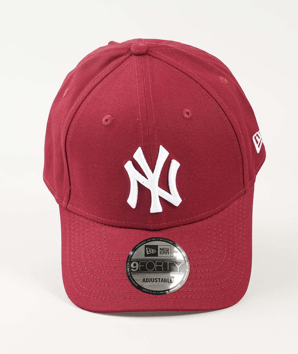 
                  
                    NEW ERA BERRETTO
                  
                