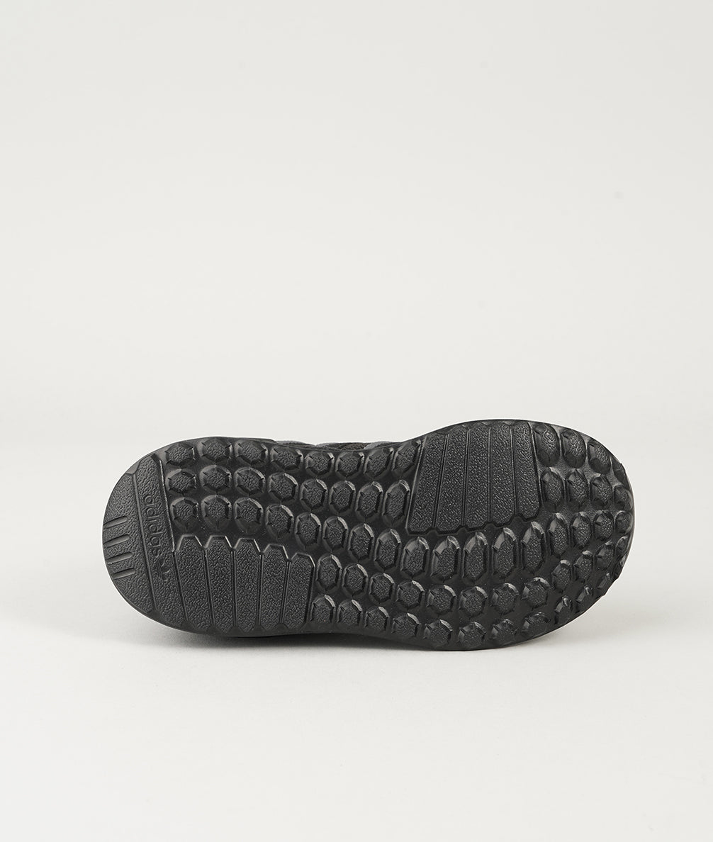 
                  
                    ADIDAS LA TRAINER LITE
                  
                