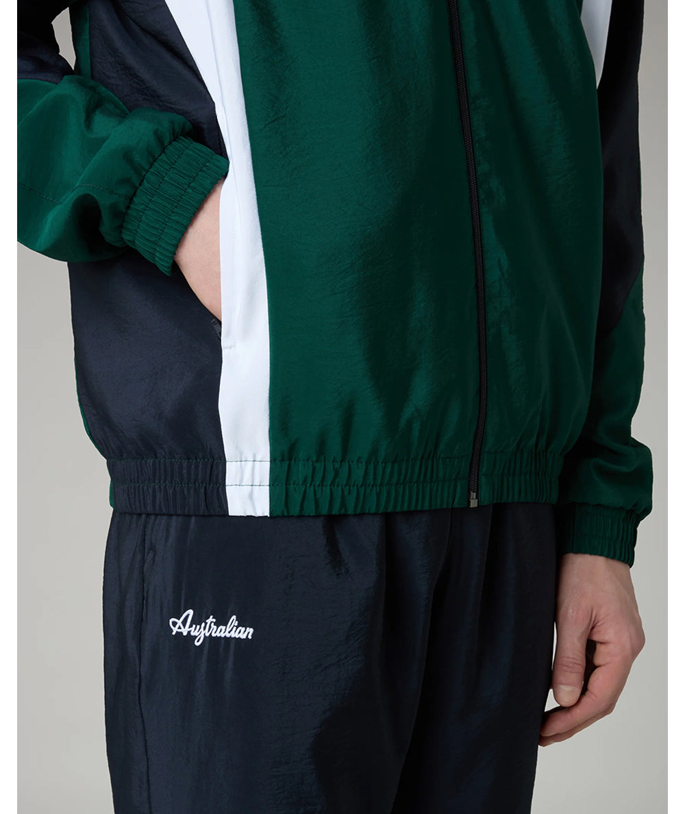 
                  
                    AUSTRALIAN POSH IN ANTIBES
                  
                