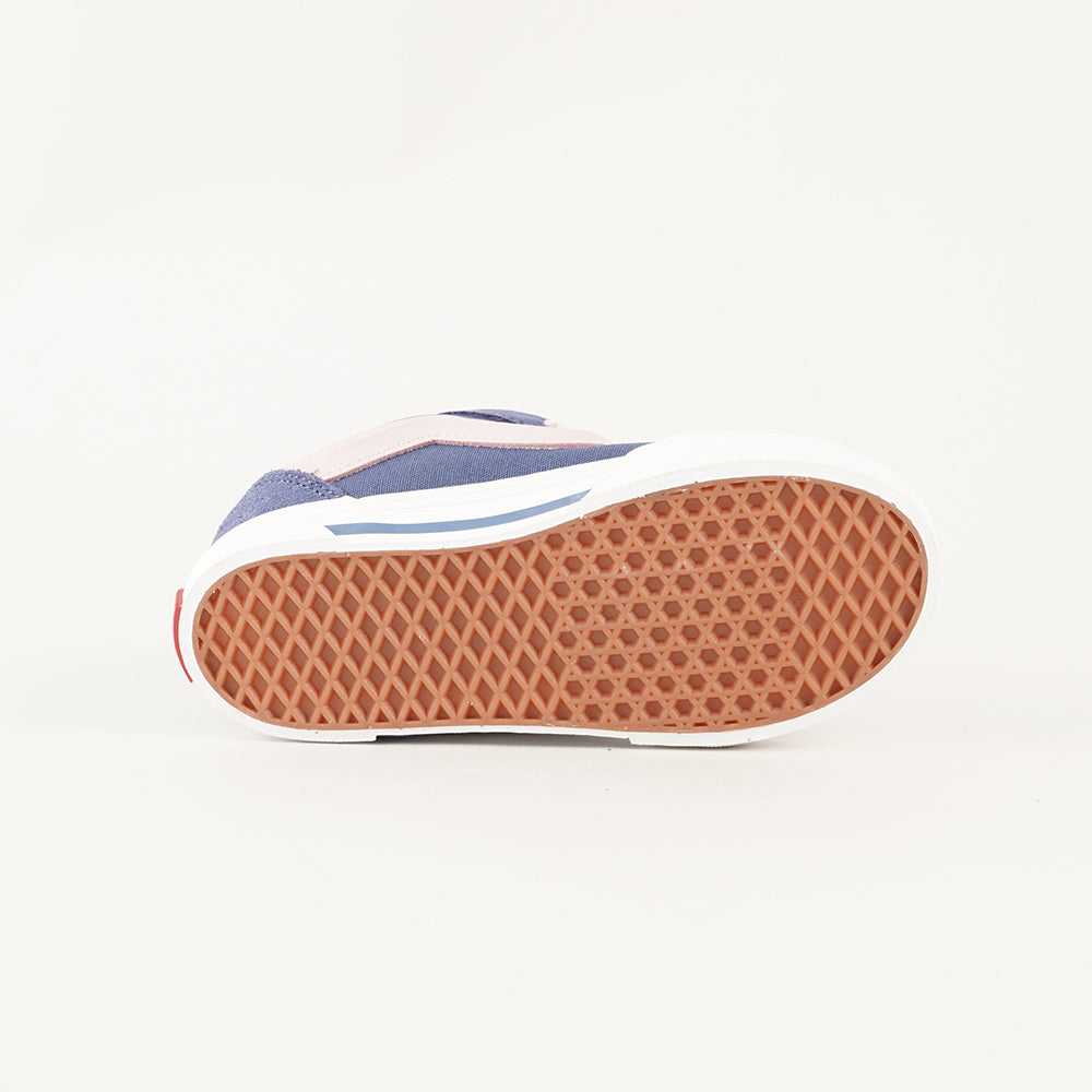 
                  
                    VANS KNU SKOOL
                  
                