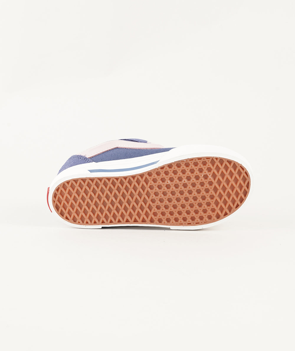 
                  
                    VANS KNU SKOOL
                  
                