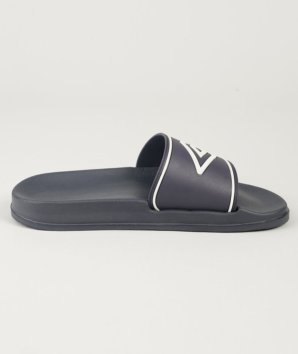
                  
                    UMBRO SLIPPERS
                  
                