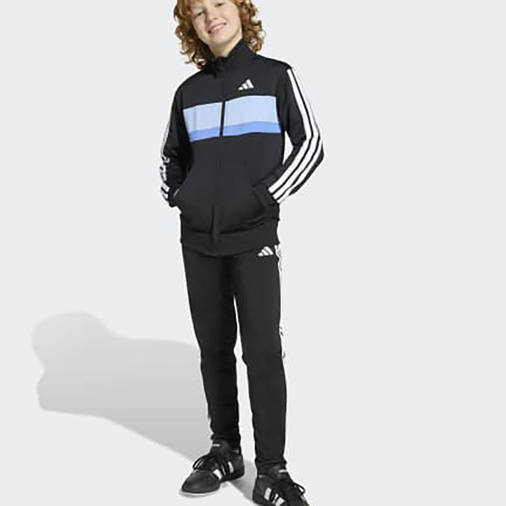 
                  
                    ADIDAS TUTA COMPLETA
                  
                