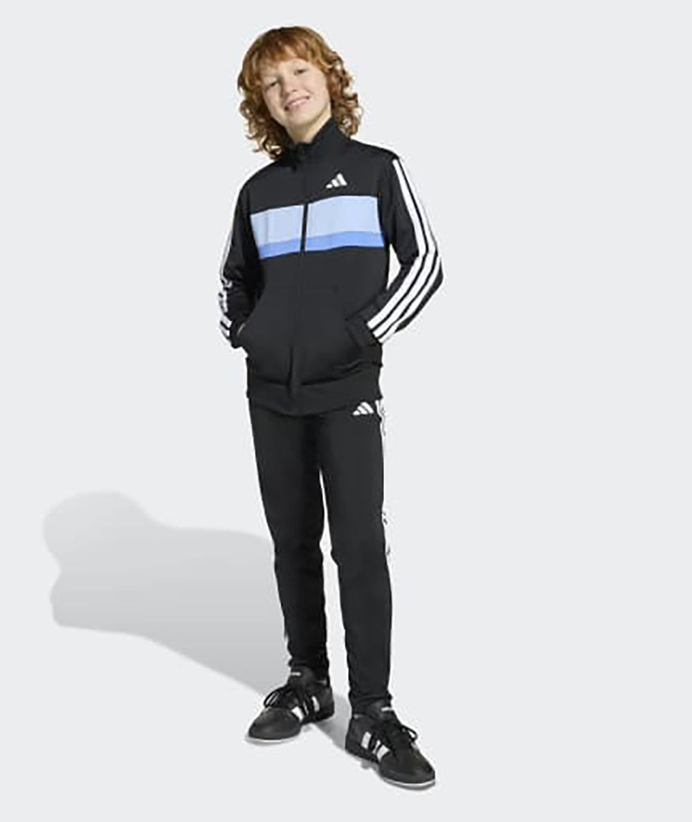 
                  
                    ADIDAS TUTA COMPLETA
                  
                