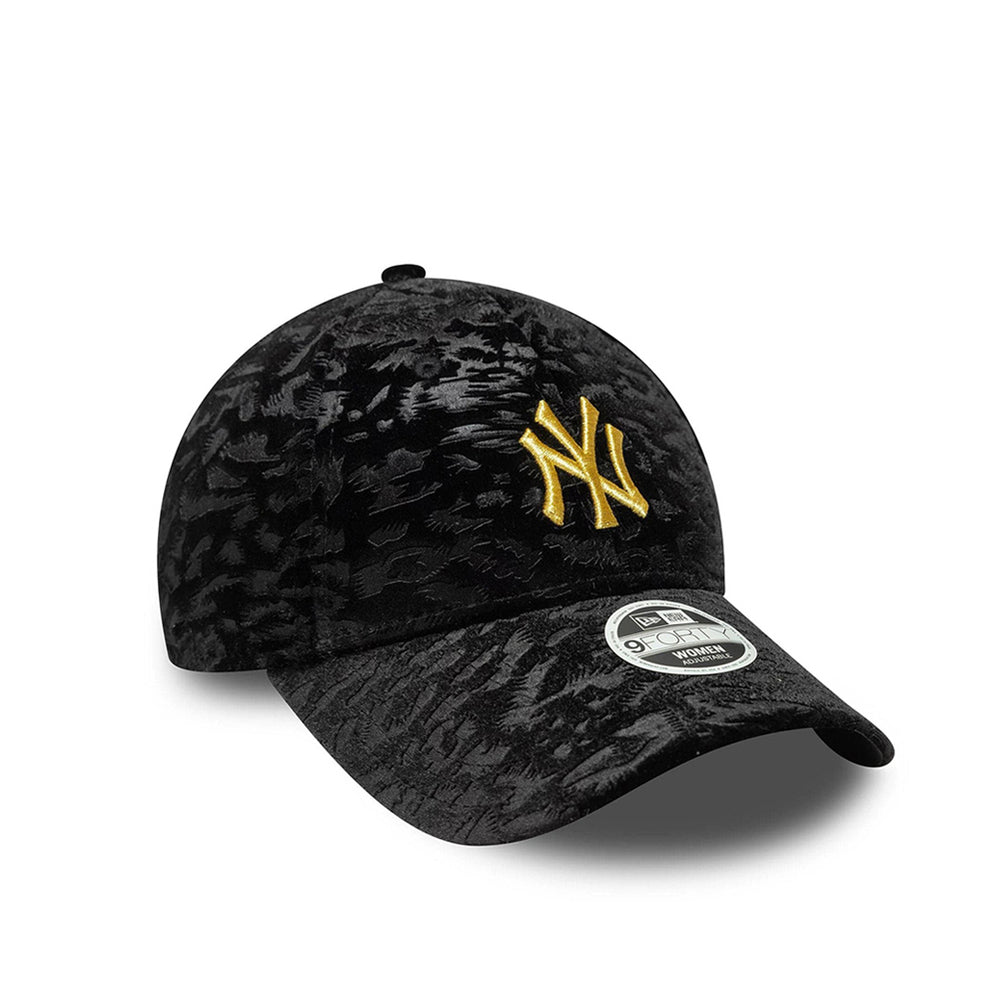
                  
                    NEW ERA WMNS LEO
                  
                