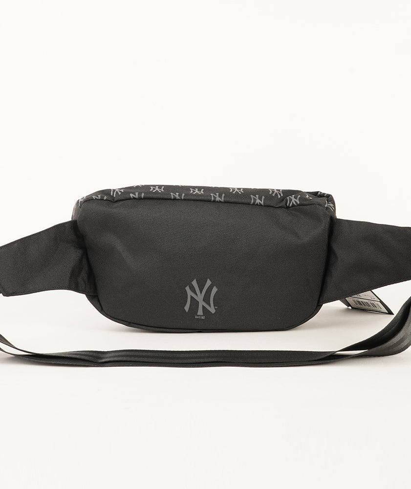 
                  
                    NEW ERA MONOGRAM WAIST
                  
                