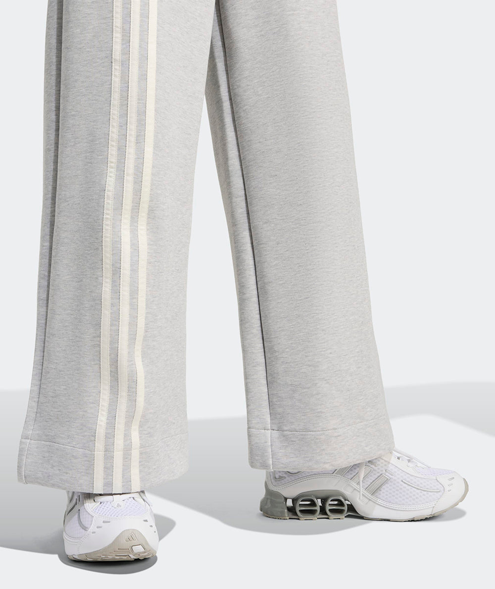 
                  
                    ADIDAS 3 STRIPES PANTS
                  
                
