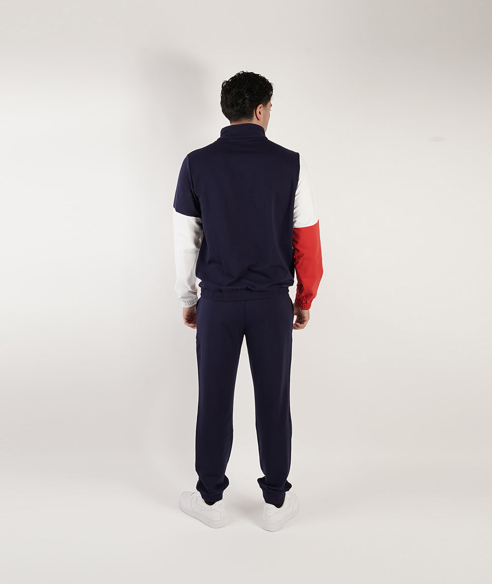 
                  
                    AUSTRALIAN TUTA ECLIPSE
                  
                