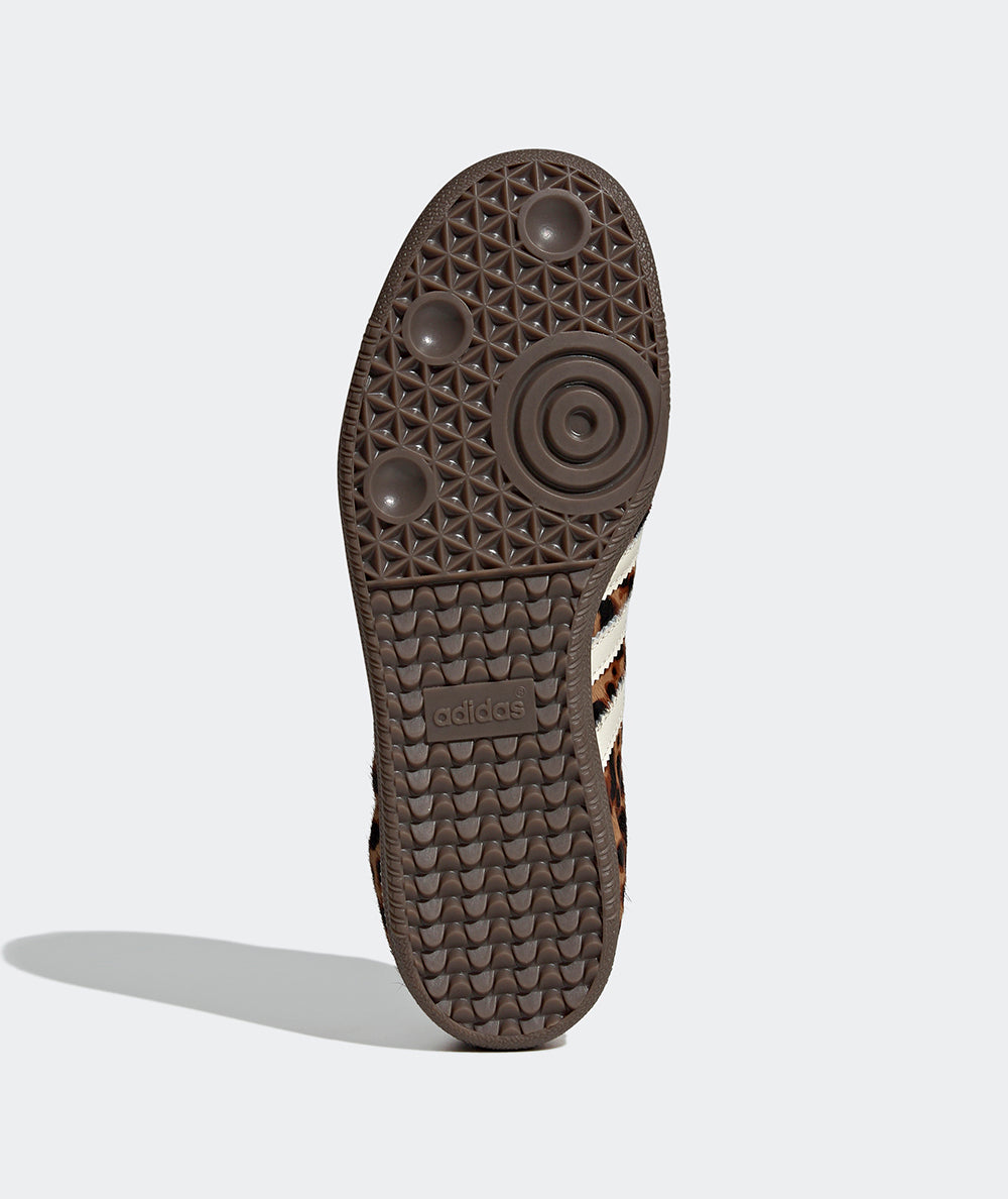 
                  
                    ADIDAS SAMBA
                  
                