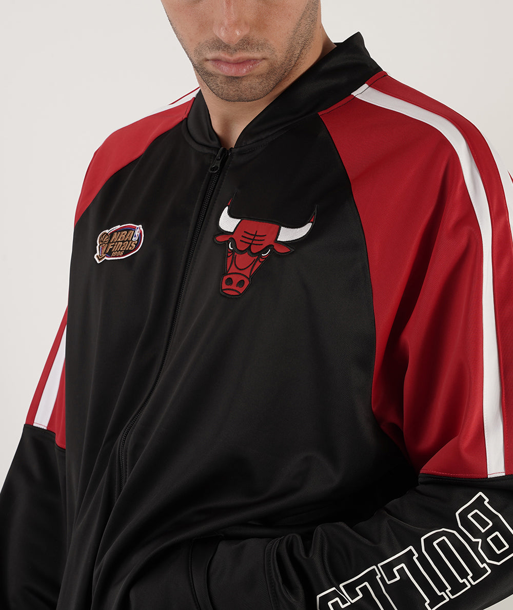 
                  
                    MITCHELL & NESS COLOR BLOCKED
                  
                
