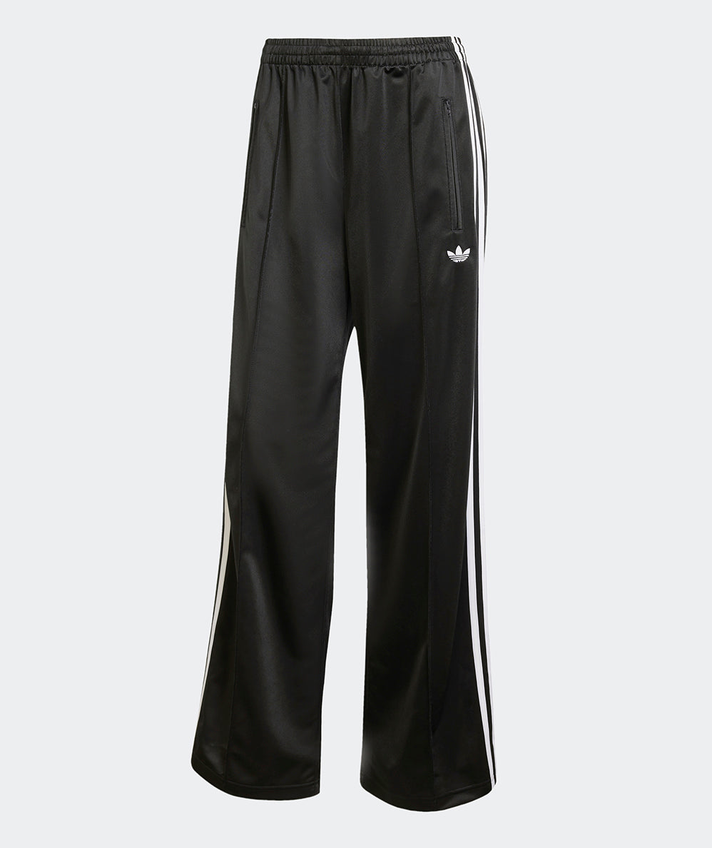 
                  
                    ADIDAS TRACK PANTS ADICOLOR
                  
                