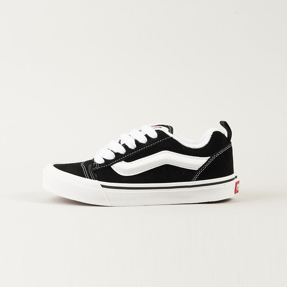 
                  
                    VANS KNU SKOOL
                  
                