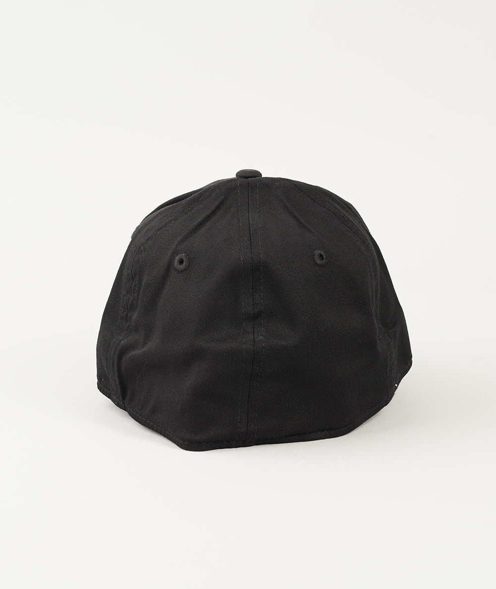 
                  
                    NEW ERA BERRETTO
                  
                