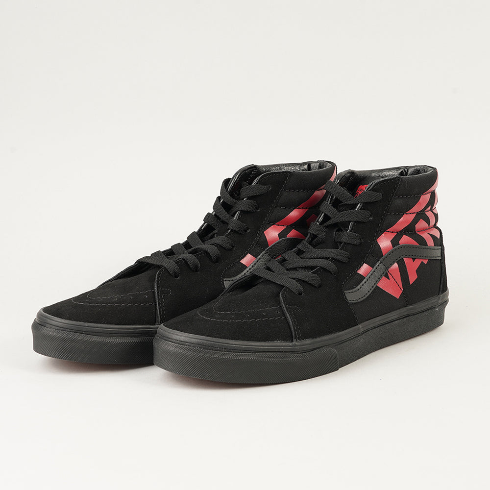 
                  
                    VANS SK8-HI
                  
                
